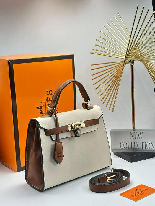 HERMES product 1557173