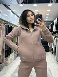 Женские спорт костюмы