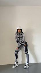 Женские спорт костюмы