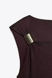 DRESS WITH METAL APPLIQUÉ