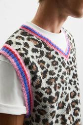 ANIMAL JACQUARD KNIT VEST