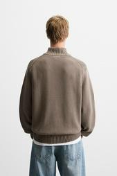 HIGH NECK QUARTER-ZIP SWEATER