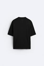 T-SHIRT WITH BUTTONED NECK