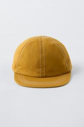 TOPSTITCHED CAP