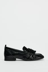 LEATHER LOAFERS WITH TASSELS